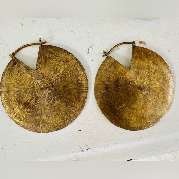 Maya Jewelry Large Weighted Earrings - Picture 3 of 4